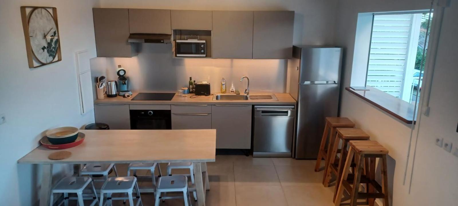 Appartement Neuf A 150 Metres De La Mer Wifi Le Diamant Ruang foto